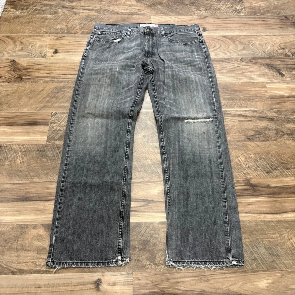 Vintage Y2K Levi's 559 Relaxed Straight Jeans 2000s Mens 38x32 Faded Black Denim